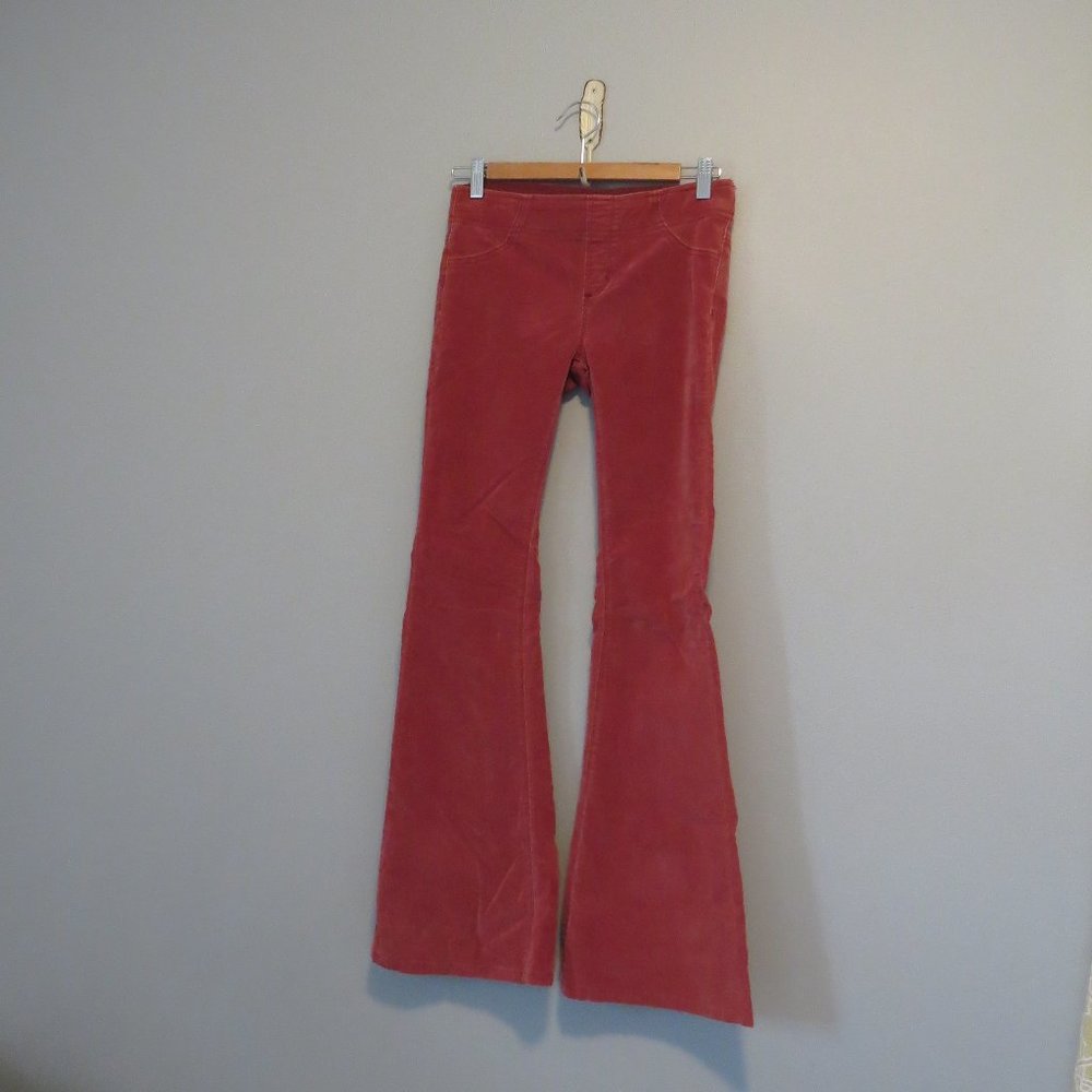 Free People We the Free Pull On Corduroy Flare Pants Sz 26 or 2 Garnet Royale